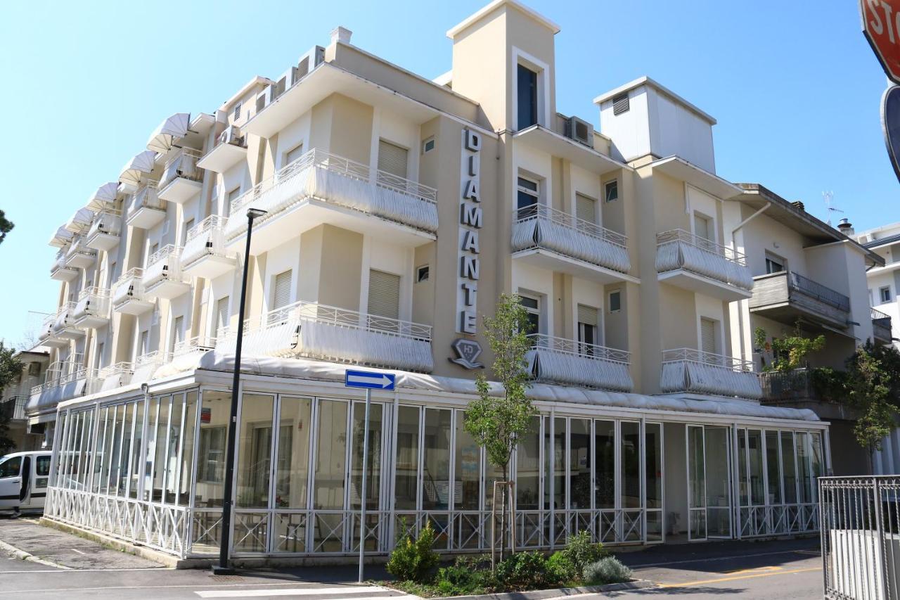 Hotel Diamante Cattolica Esterno foto